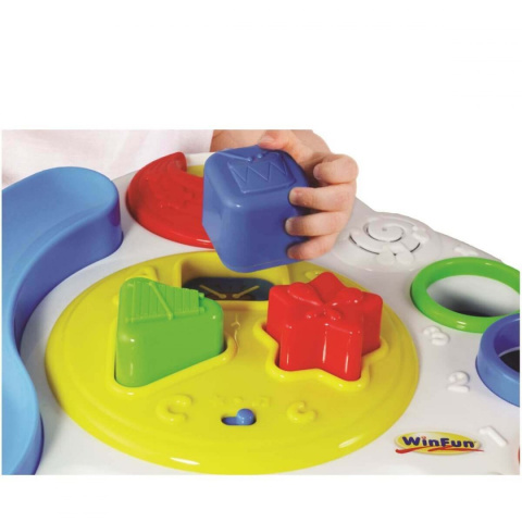 Stoliczek z piłeczkami Smily Play aktywizujący 12m+ Stoliczek z piłeczkami Smily Play aktywizujący 12m+