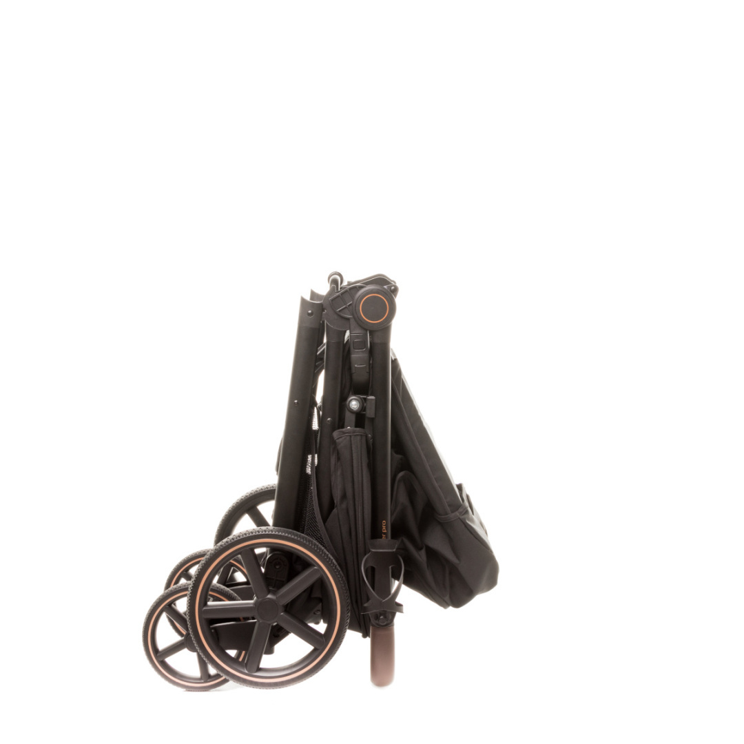 Wózek spacerowy 4Baby Stinger Pro Black Wózek spacerowy 4Baby Stinger Pro Black