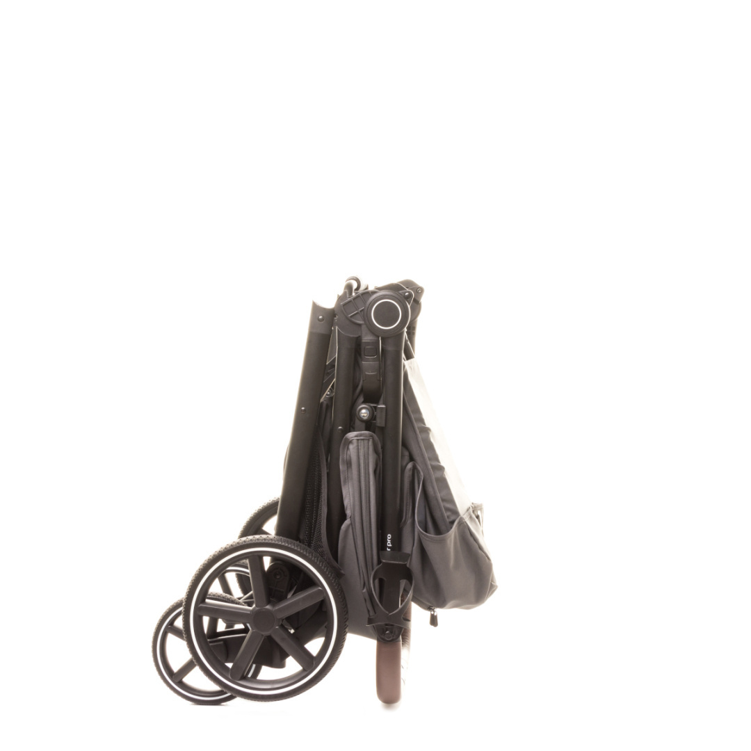 Wózek spacerowy 4Baby Stinger Pro Graphite Wózek spacerowy 4Baby Stinger Pro Graphite