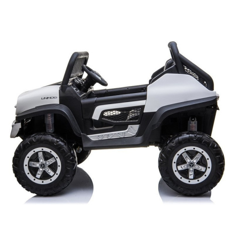 Auto na akumulator Lean Toys Mercedes Unimog S 4x45W biały 3l+