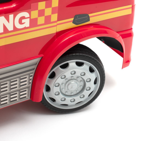 Dziecięcy jeździk z dźwiękiem Mercedes Baby Mix Straż Pożarna 45782 12 m+