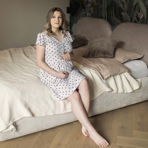 Koszula ciążowa Eevi Linda krótki rękaw serduszka beż S Koszula ciążowa Eevi Linda krótki rękaw serduszka beż S