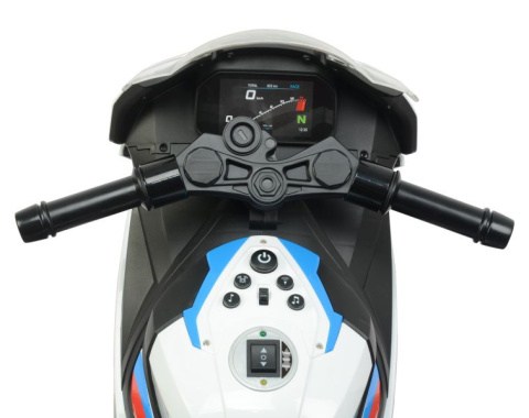 Motor na akumulator dla dziecka Lean Toys BMW S1000RR 2156 biały 3l+ Motor na akumulator dla dziecka Lean Toys BMW S1000RR 2156 biały 3l+